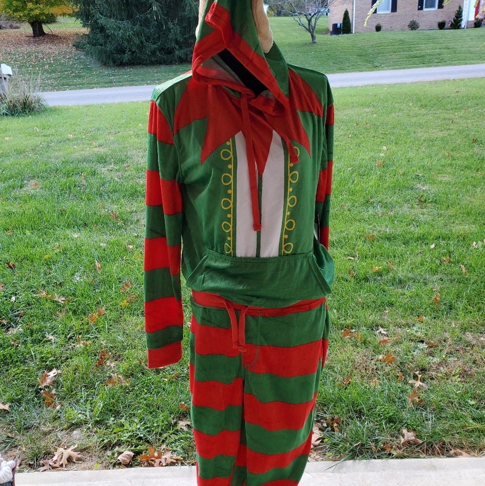 NWT Men's Velour Elf sweatsuit